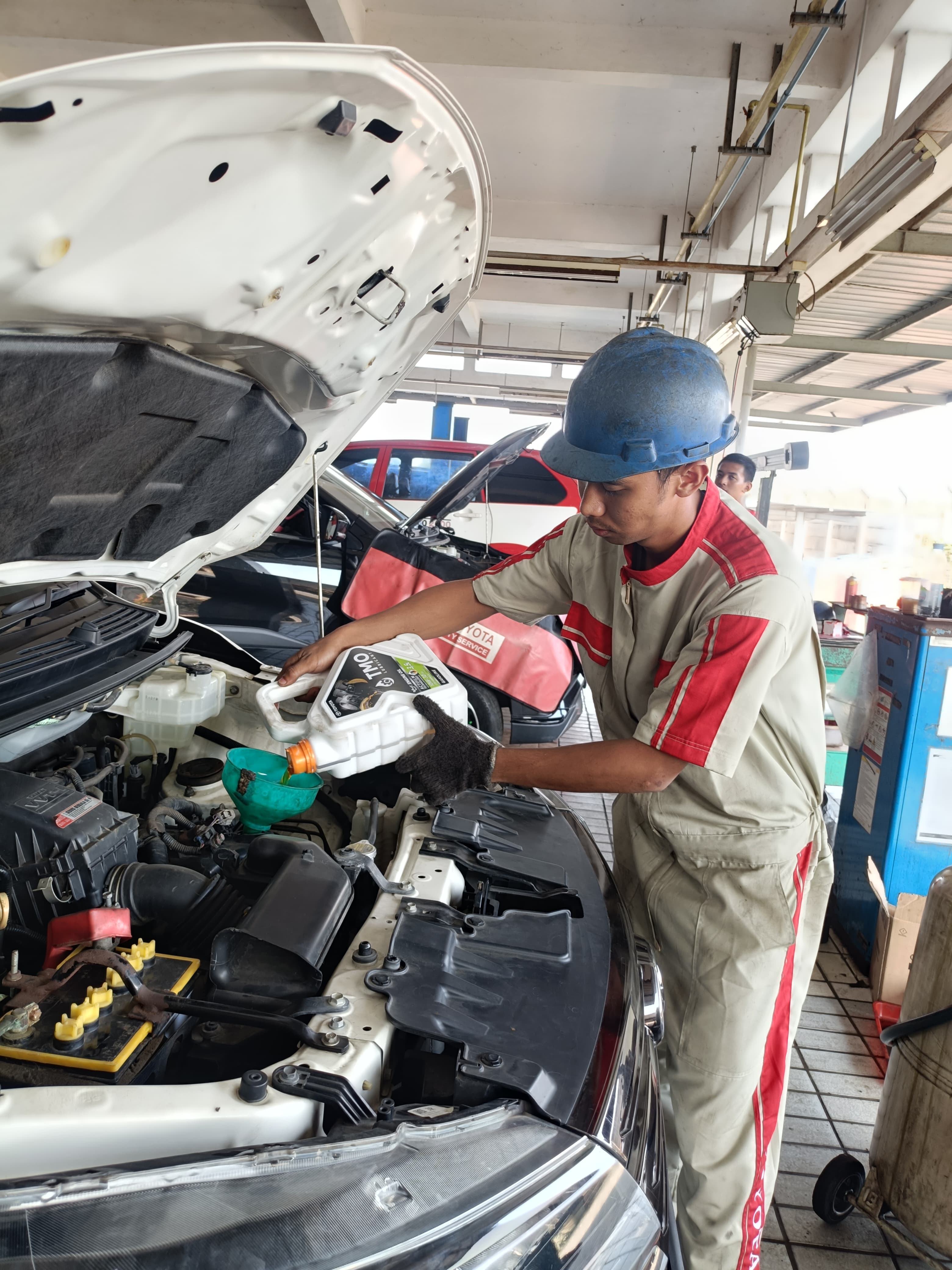 自動車整備業入国前コース